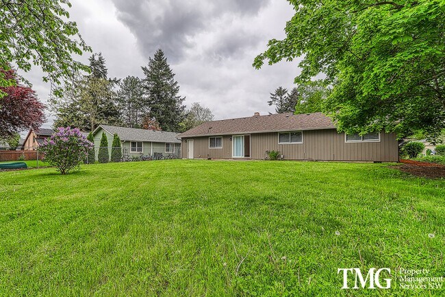 Building Photo - Fully Renovated 3 Bed 2 Bath Home in Mount...