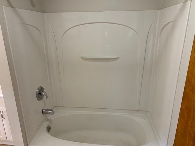 Building Photo - 544 Spicer St