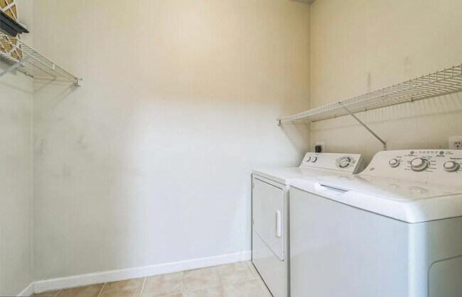 Building Photo - 13502 Derry Glen Ct