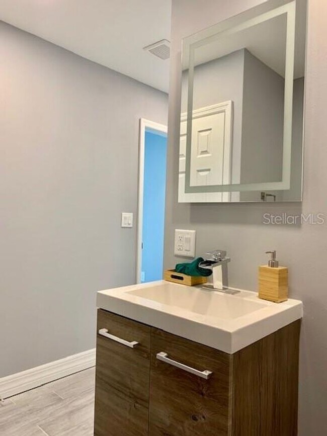 Building Photo - 3112 Magnolia Way Punta Gorda FL 33950