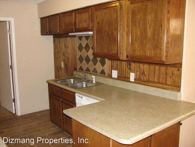 Building Photo - 4 br, 2 bath House - 3606 S Walnut Hill Ave