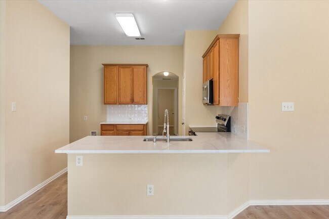 Building Photo - 600 Dover Park Trail
