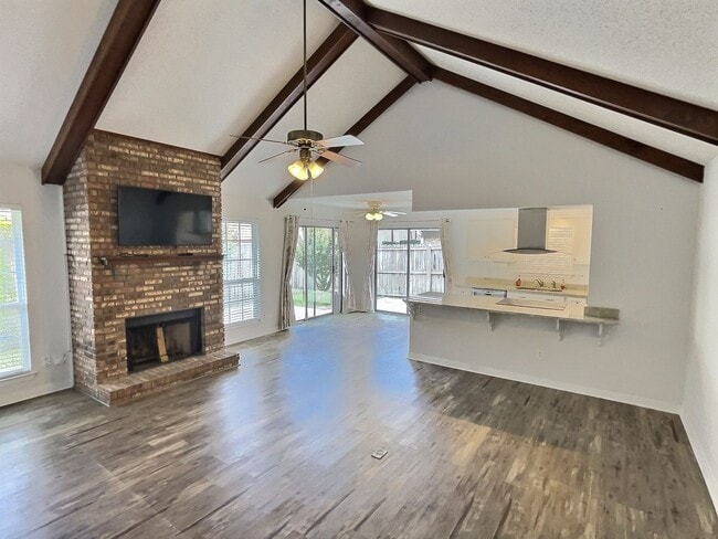 Building Photo - 2 Bedroom 2 Bathroom home in Biloxi, MS!