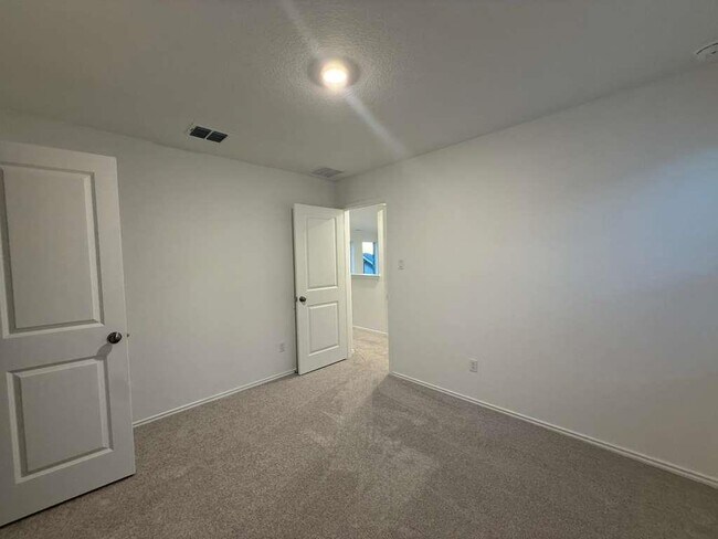 Building Photo - 17704 Sage Thrasher Dr