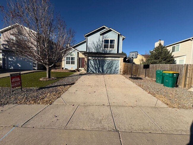 Building Photo - 4 Bed 4 Bath in Constitution Hills!!