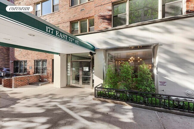 Building Photo - 177 E 75th St