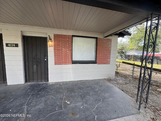 Building Photo - 4114 Moncrief Rd