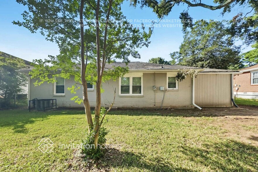 Building Photo - 2490 Habersham Dr