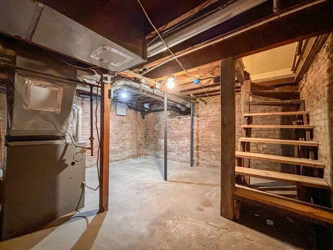 Building Photo - 3715 N Lafayette St