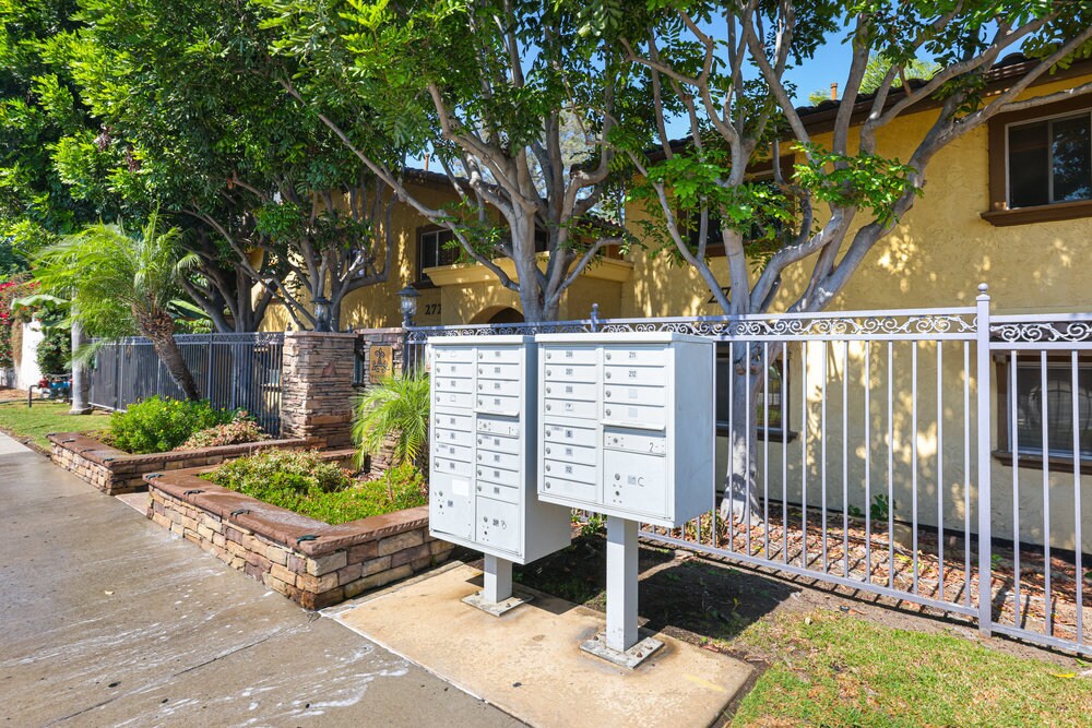 Building Photo - 2744 B St