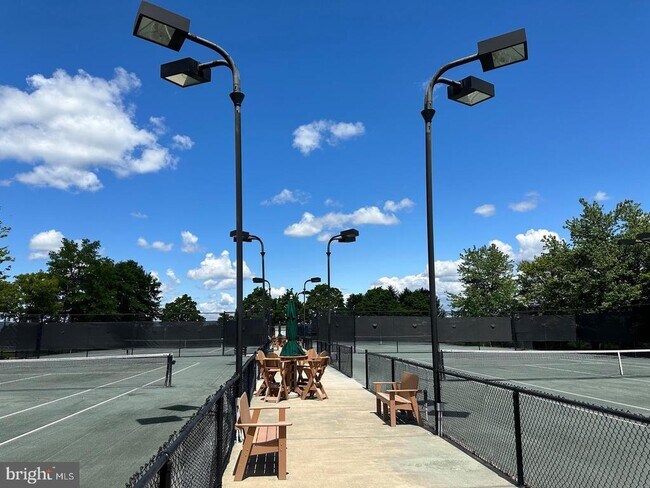 Building Photo - 43395 Briar Creek Terrace