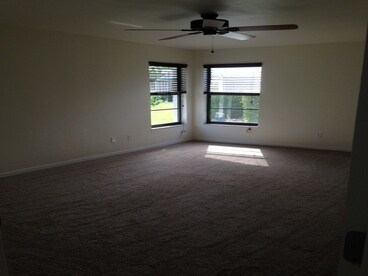 Building Photo - 1308 Monarch Cir