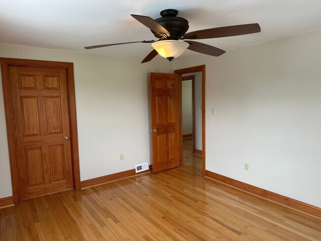 Building Photo - Davidsonville