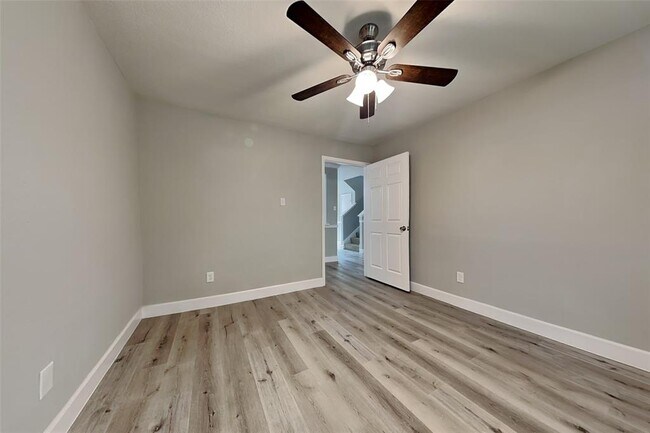 Building Photo - 15819 Kings Cypress Ln