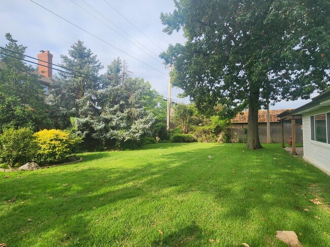 Building Photo - Gorgeous Mid-Century Home Newly Renovated From Top To Bottom - Inside And Outside - With Newer Wi...