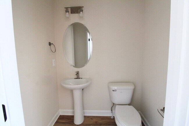 Building Photo - 1428 Appaloosa Ct
