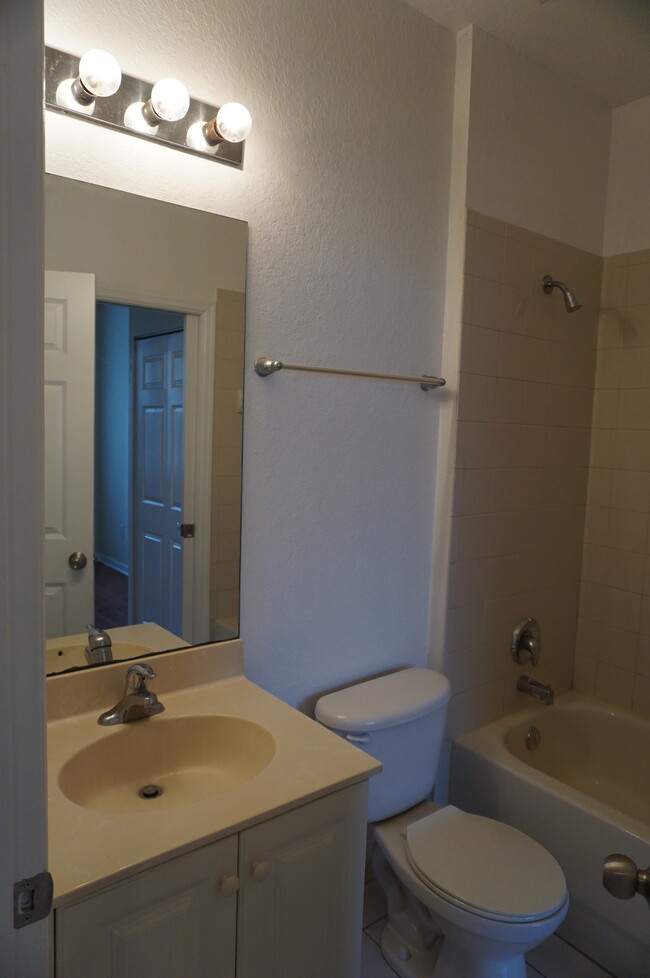 Building Photo - 1227 Abaco Ln