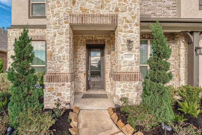 Building Photo - 15727 Ballater Ridge Ln