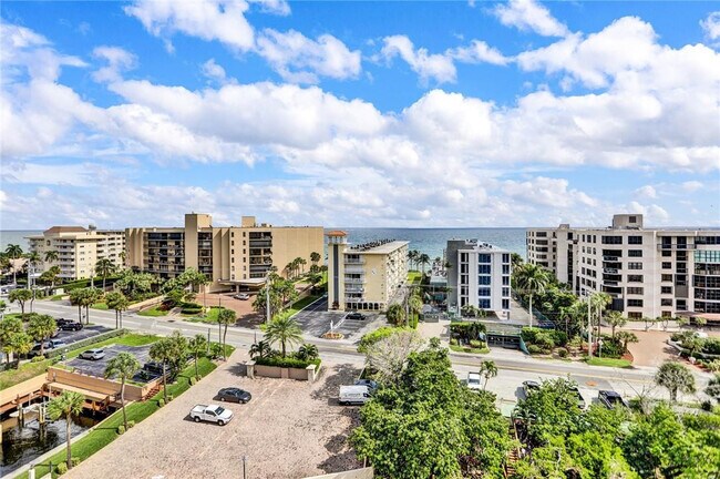 Building Photo - 1160 Hillsboro Mile