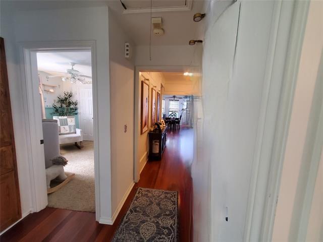 Building Photo - 804 Sandy Creek Dr