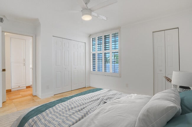 Building Photo - 705 Mainsail Cir