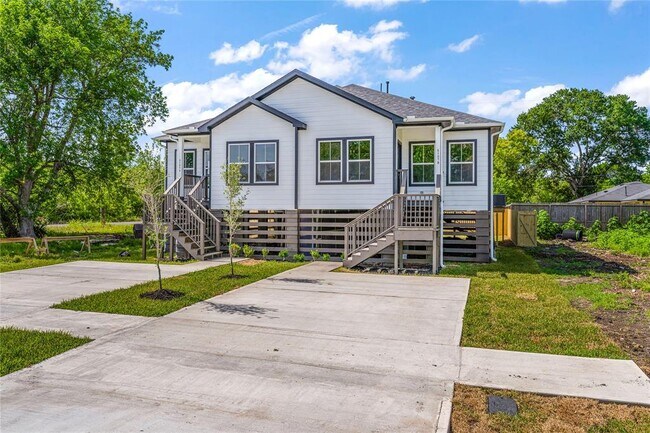Building Photo - 5307 Groveton St