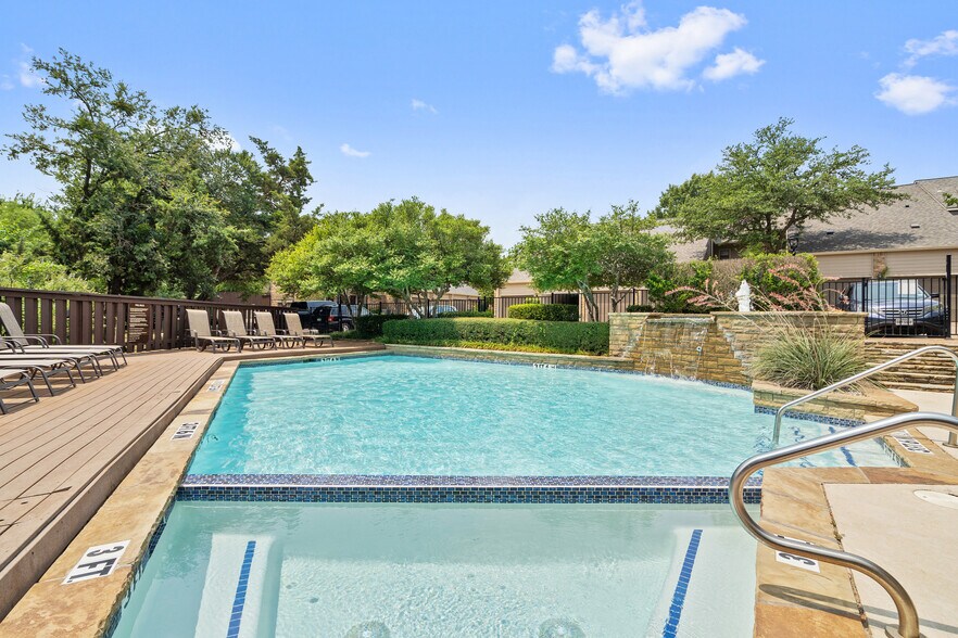 Building Photo - 5616 Preston Oaks Rd