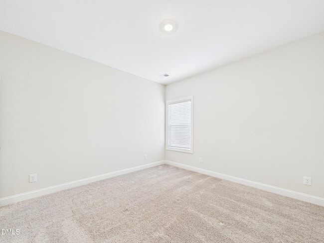 Building Photo - 110 Symmetry Lp