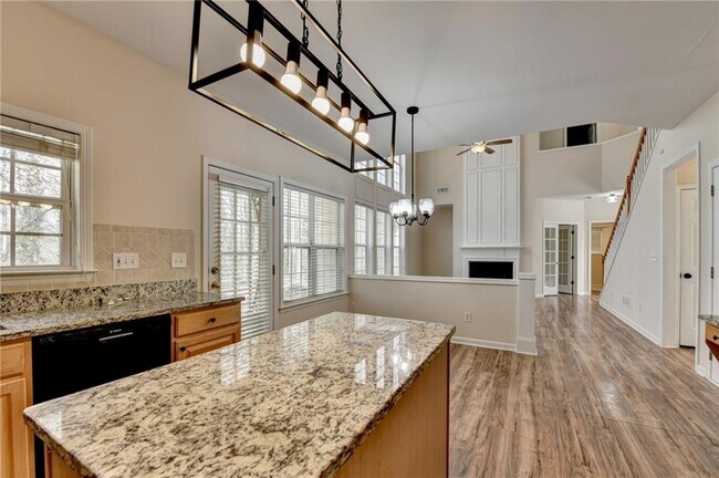 Building Photo - 100 Hawnley Trace