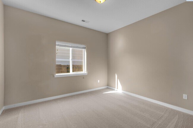 Building Photo - 3 Bed/2 Bath Richland House