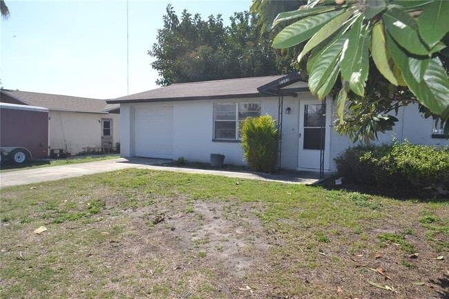 Building Photo - 2143 Chatlin Rd