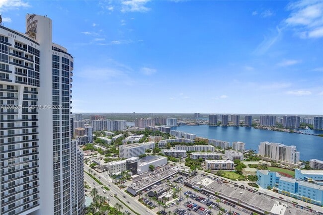 Building Photo - 18201 Collins Ave
