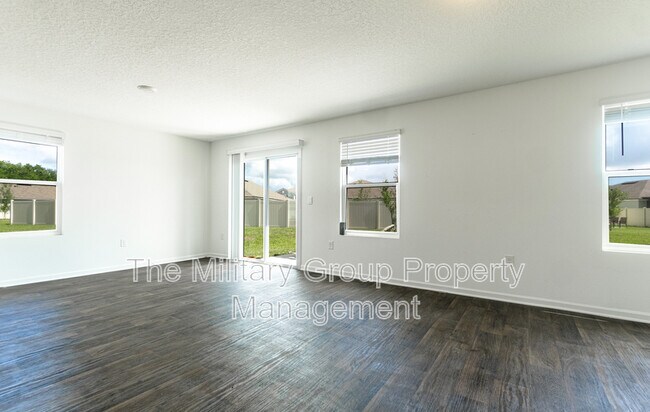 Building Photo - 48 Encanto Wy