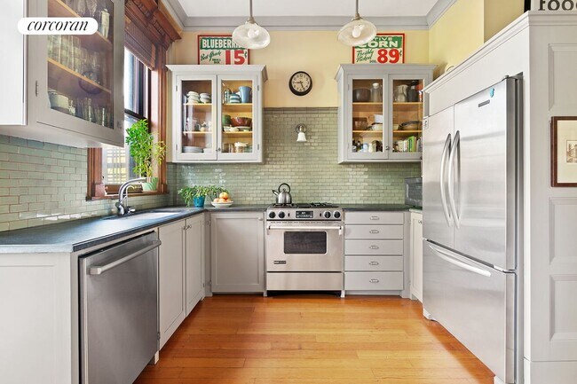 Building Photo - 149 St Marks Ave