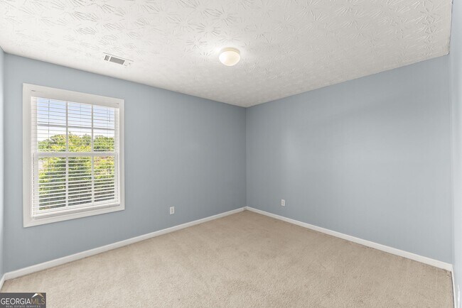 Building Photo - 104 Jameston Dr