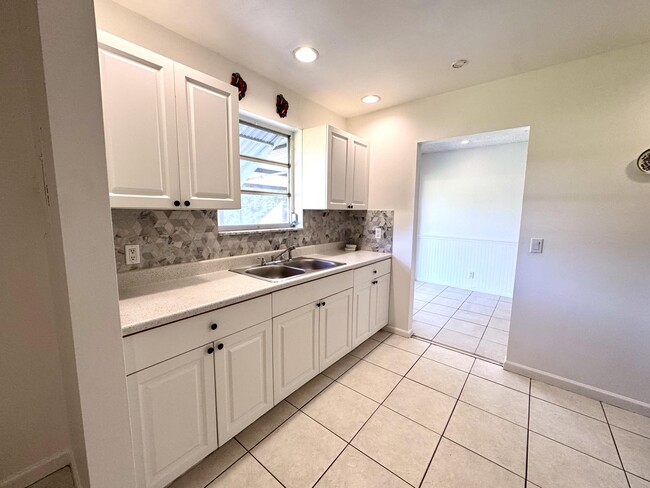 Building Photo - 3692 Corrigan Ct