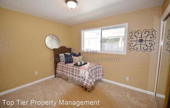 Building Photo - 3 br, 2 bath House - 150 Clarie Drive