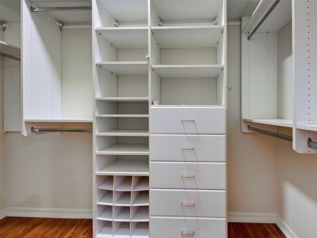 Building Photo - 523 Habitat Blvd