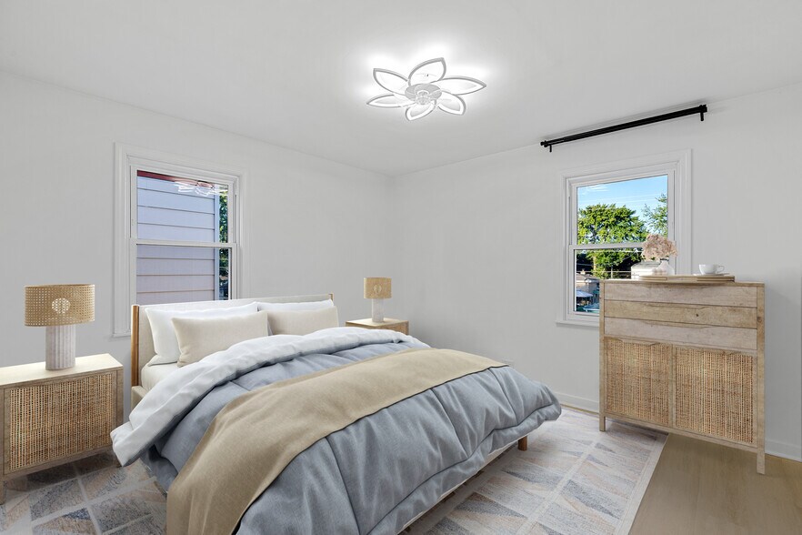 Building Photo - 1335 Marengo Ave