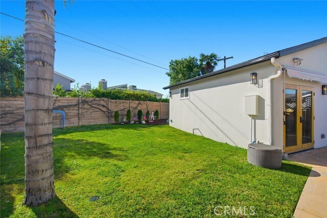 Building Photo - 6443 Gross Ave