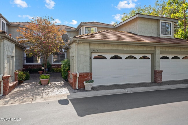 Building Photo - 29723 Strawberry Hill Dr