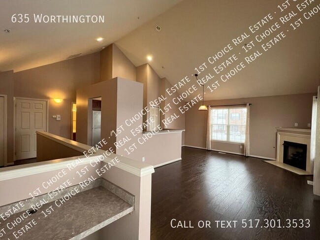 Building Photo - 635 Worthington-