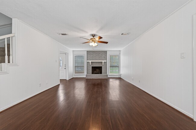 Building Photo - 17614 Telegraph Creek Dr