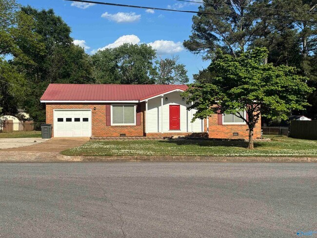 Building Photo - 510 Clift Dr