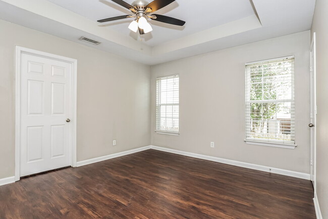 Building Photo - 147 Howard Woody Dr