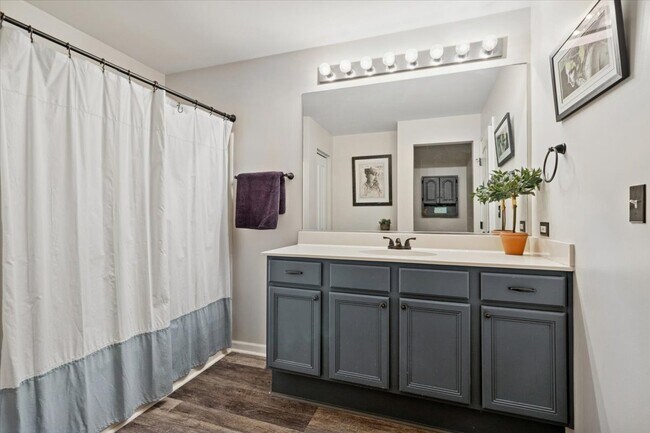 Building Photo - 60 Wingate Dr