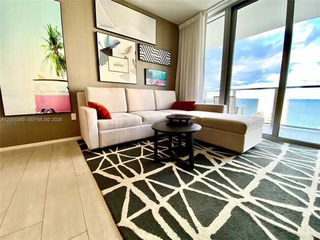 Building Photo - 4010 S Ocean Dr