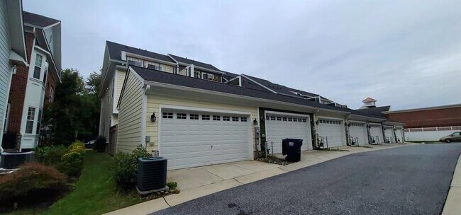 Building Photo - 5757 Richards Valley Rd