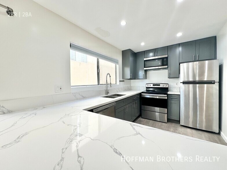 Building Photo - 1206 S Holt Ave