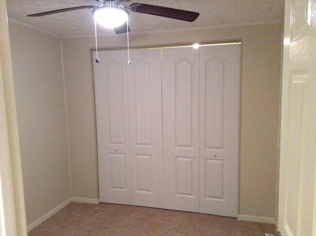 Building Photo - 823 N Arlington Ave